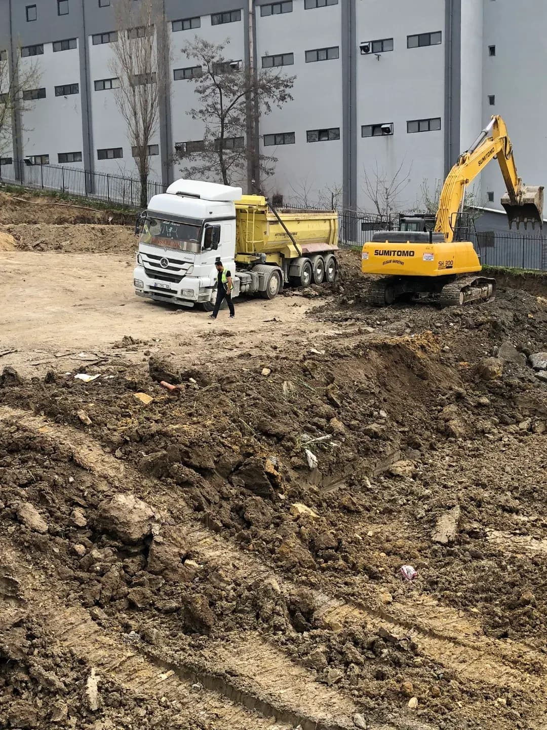 Haliç Yapı Kooperatifi Fabrika Binası görsel 4